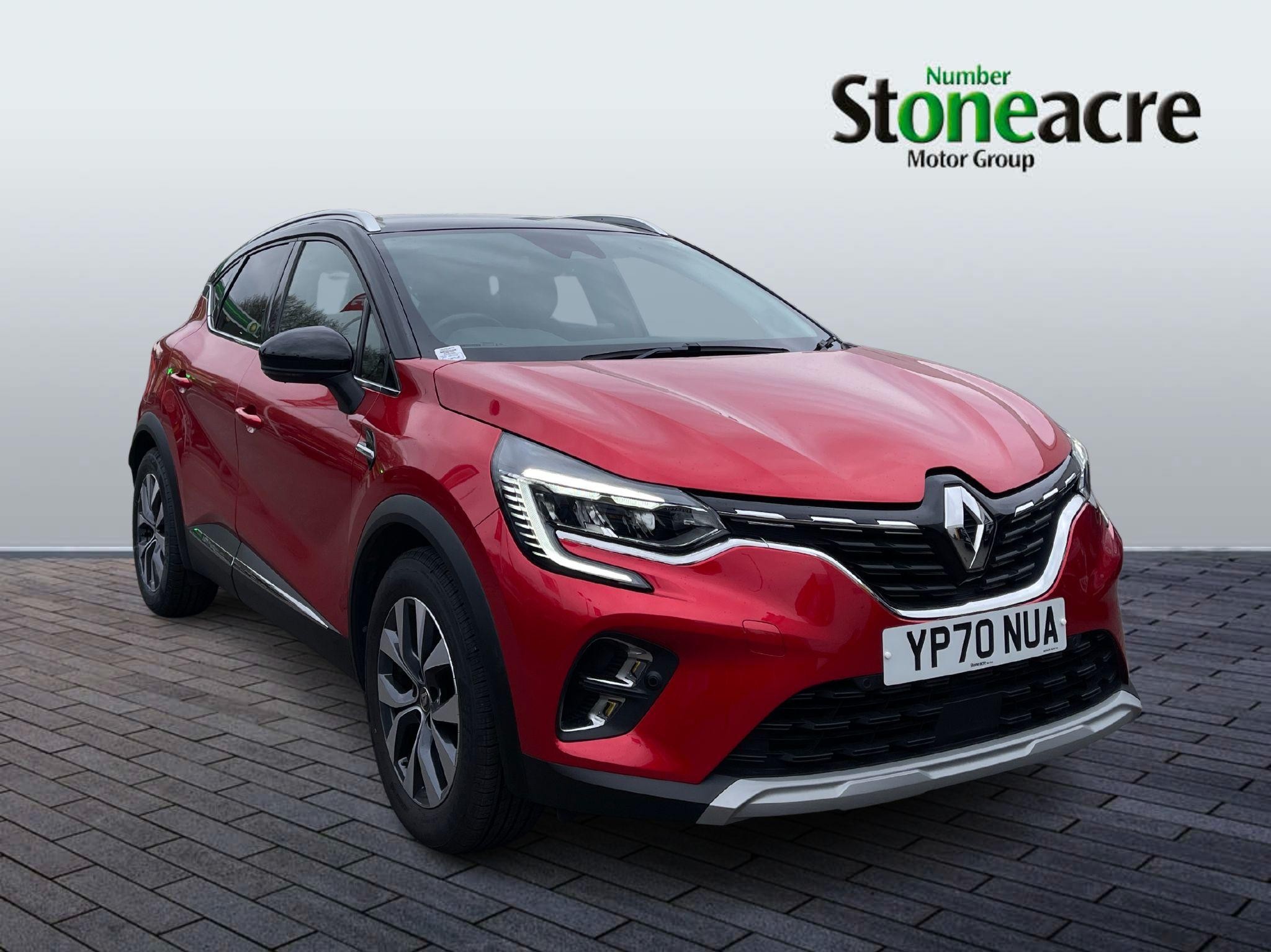 Main listing image - Renault Captur