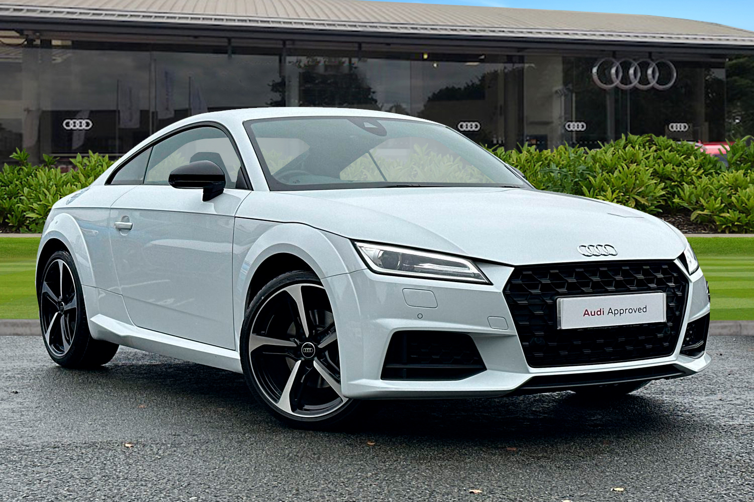 Main listing image - Audi TT