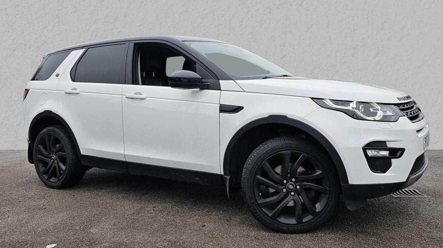 Main listing image - Land Rover Discovery Sport