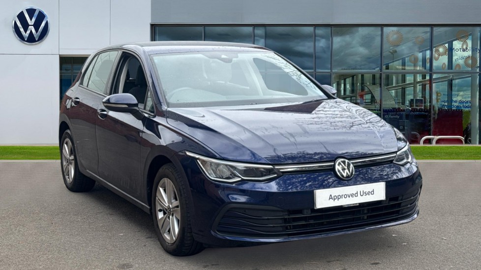 Main listing image - Volkswagen Golf