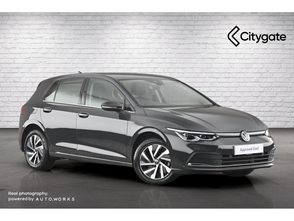 Main listing image - Volkswagen Golf