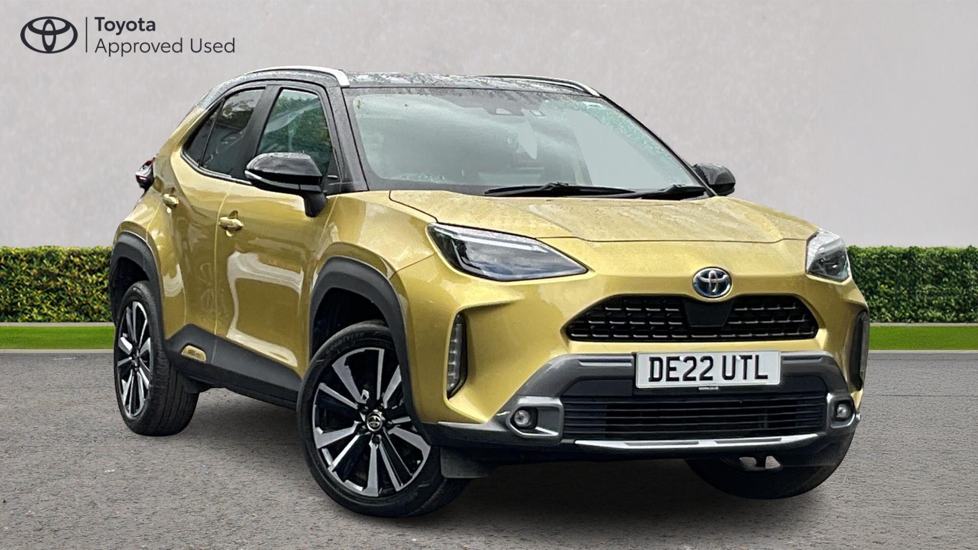 Main listing image - Toyota Yaris Cross