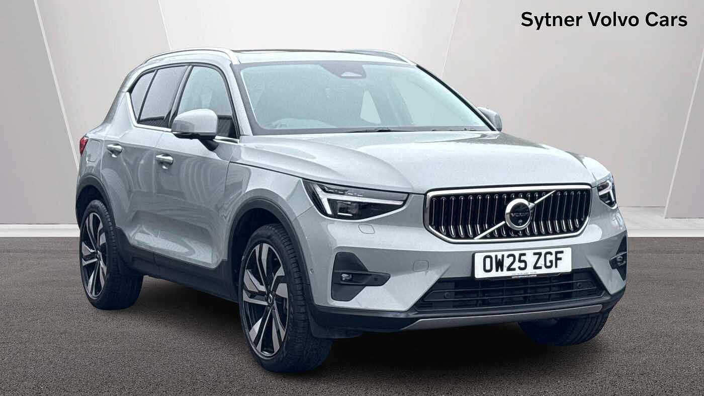 Main listing image - Volvo XC40