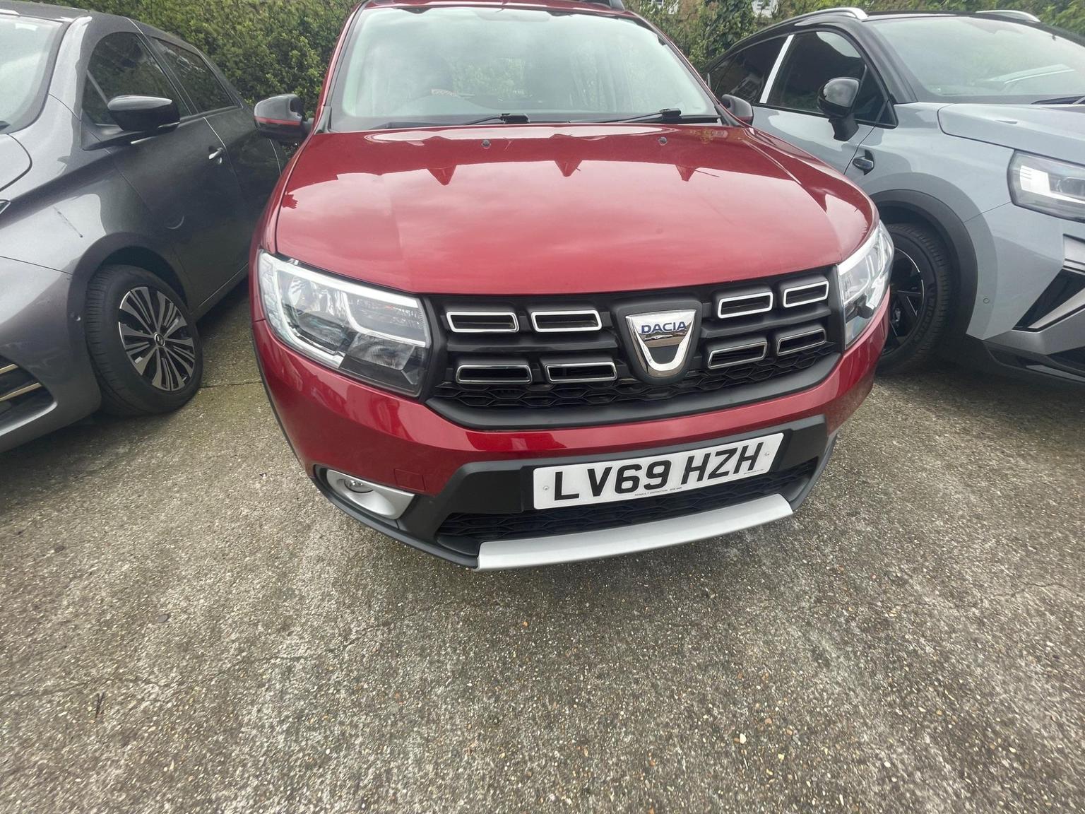 Main listing image - Dacia Sandero Stepway