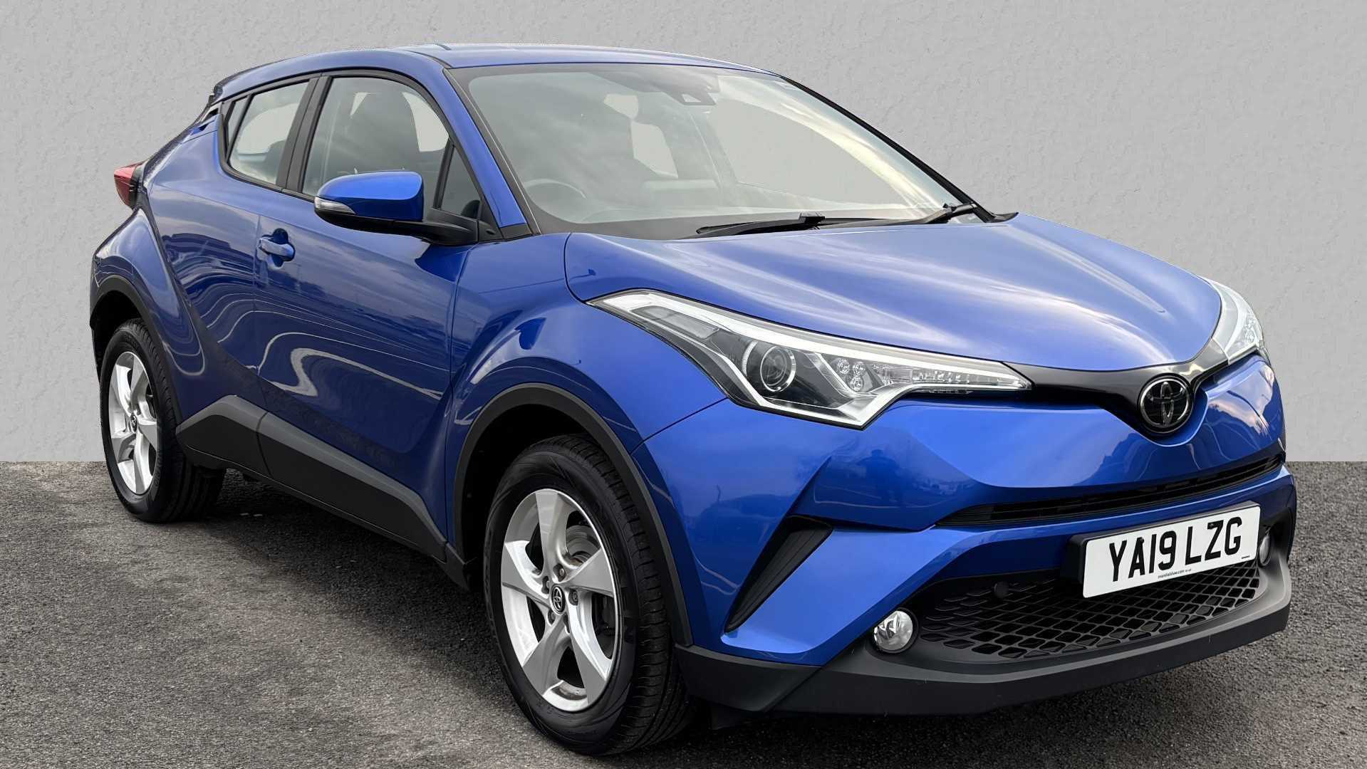 Main listing image - Toyota C-HR