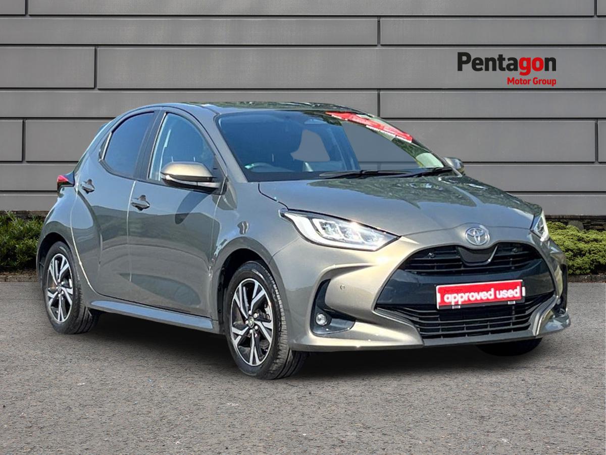 Main listing image - Toyota Yaris