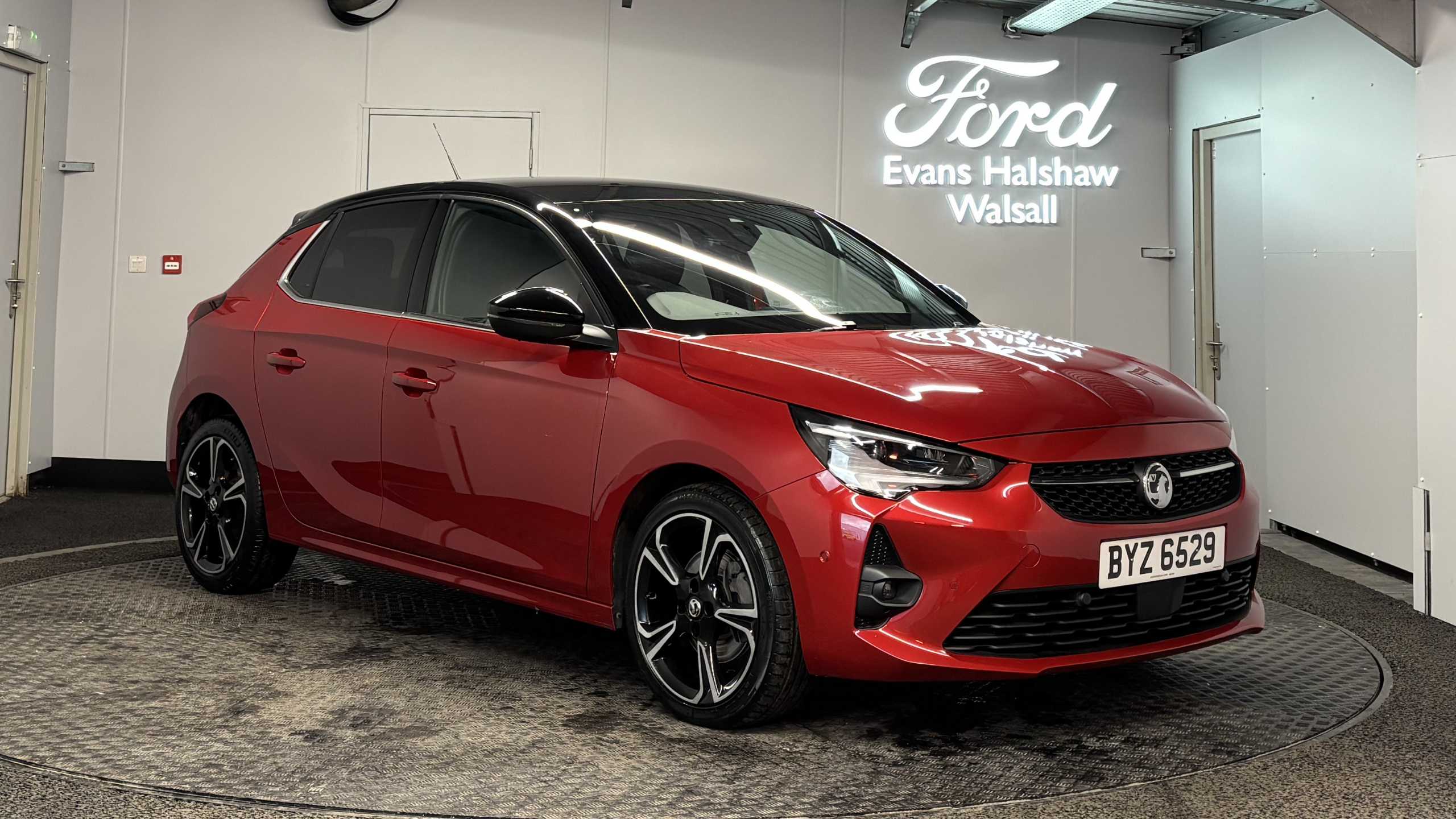 Main listing image - Vauxhall Corsa