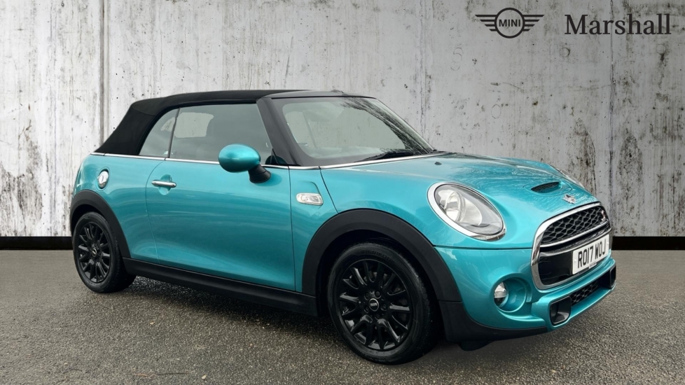 Main listing image - MINI Convertible