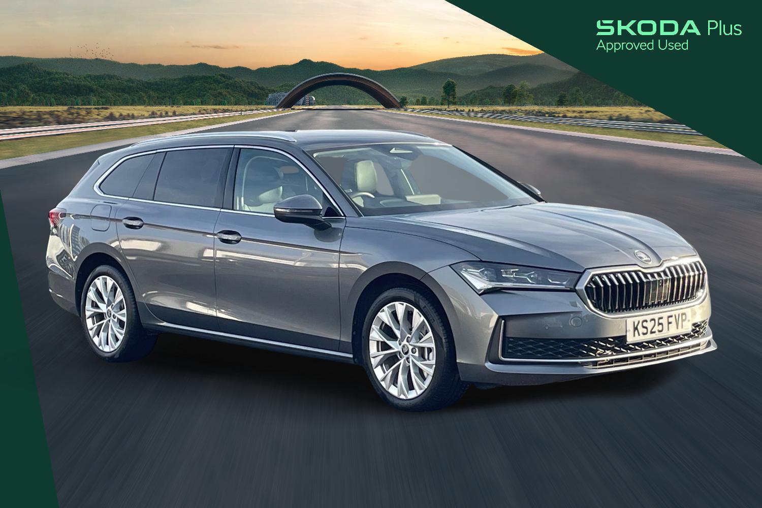 Main listing image - Skoda Superb Estate