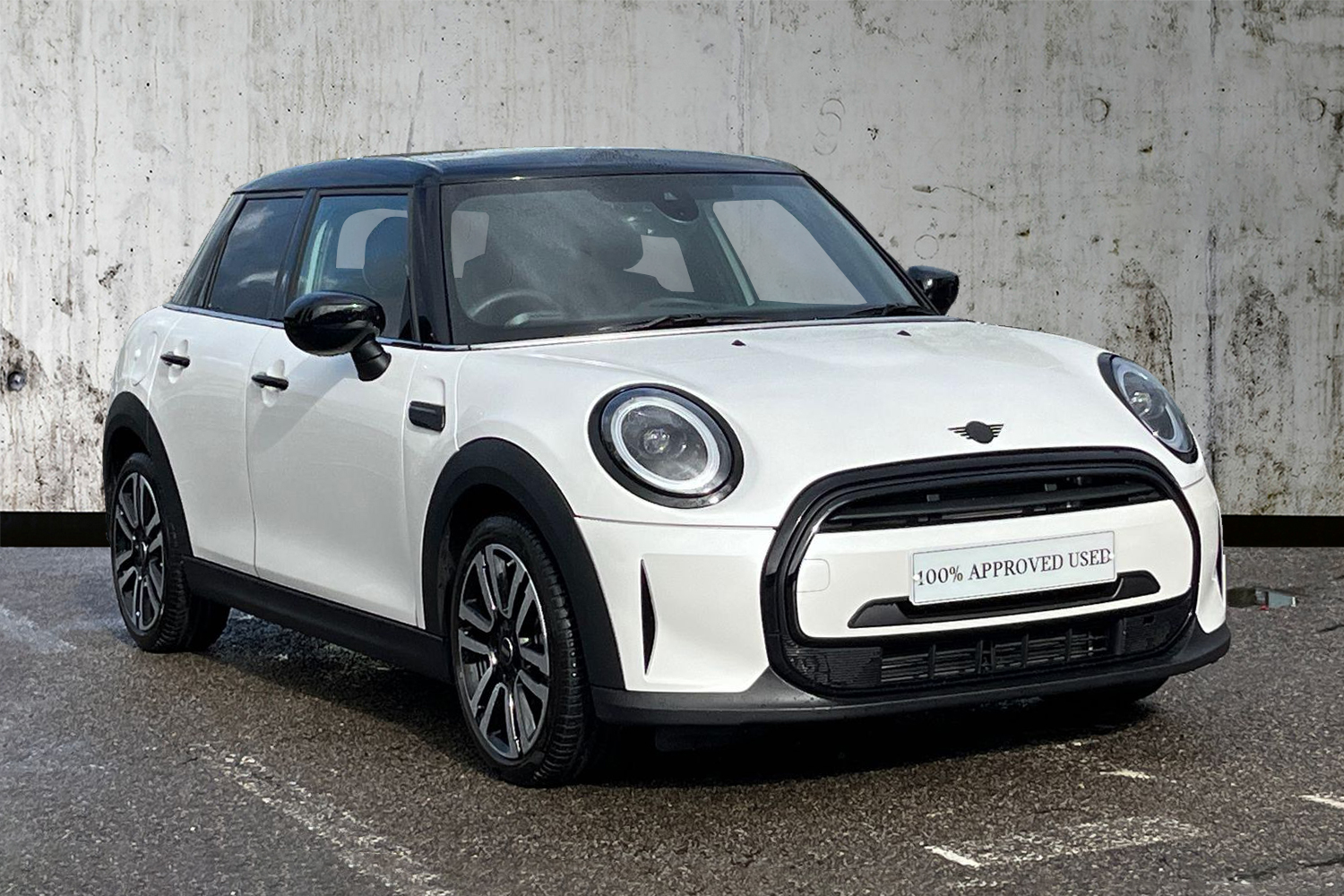 Main listing image - MINI Hatchback 5dr