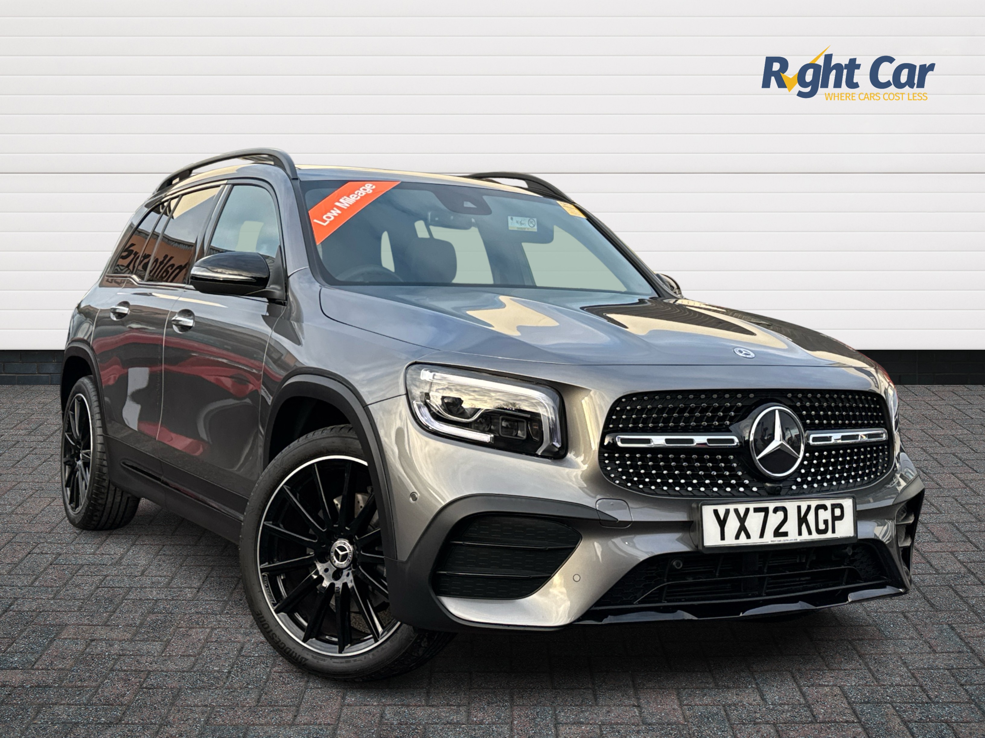 Main listing image - Mercedes-Benz GLB