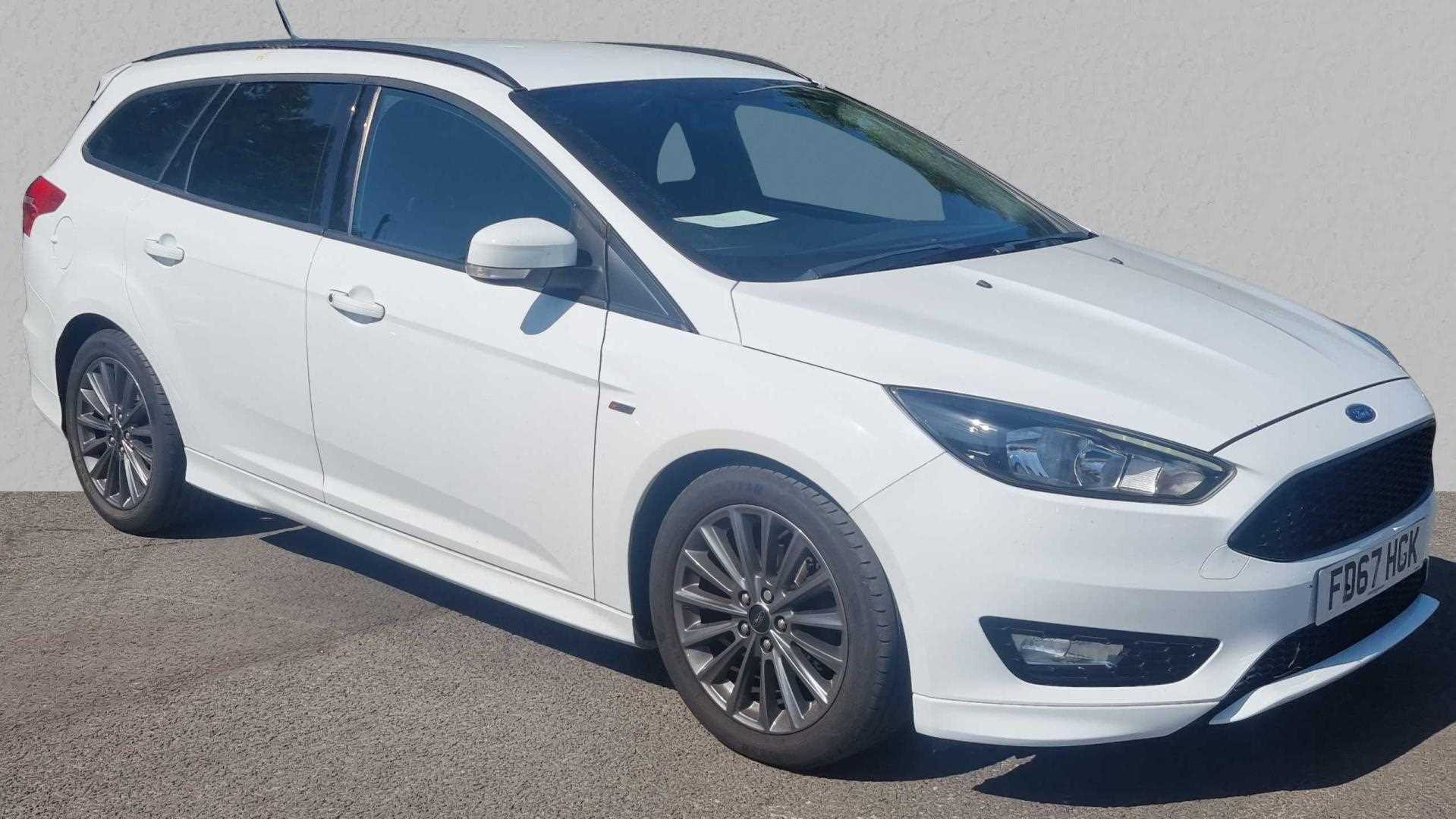 Main listing image - Ford Focus Estate