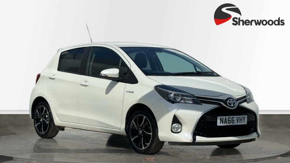 Main listing image - Toyota Yaris