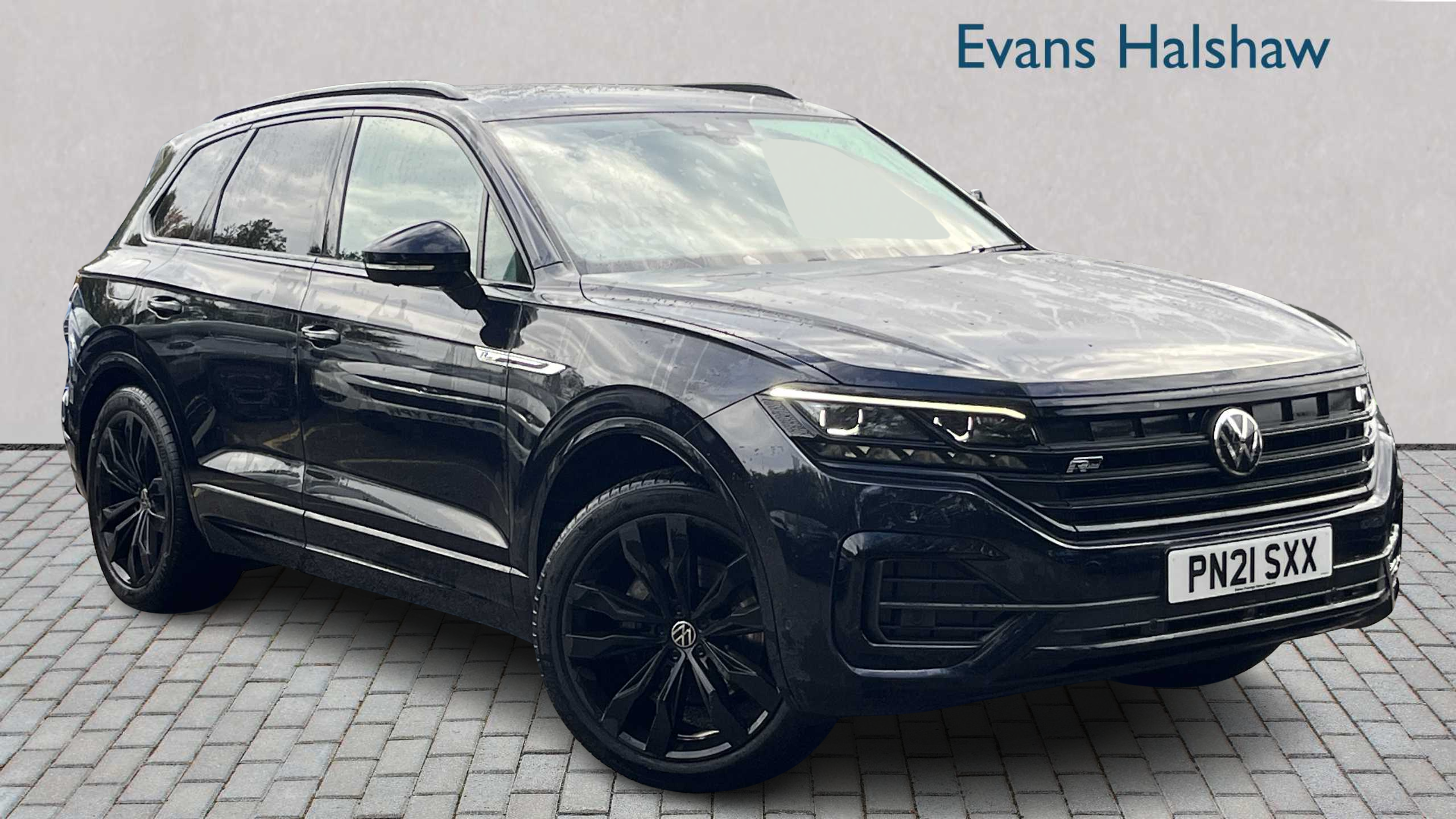 Main listing image - Volkswagen Touareg