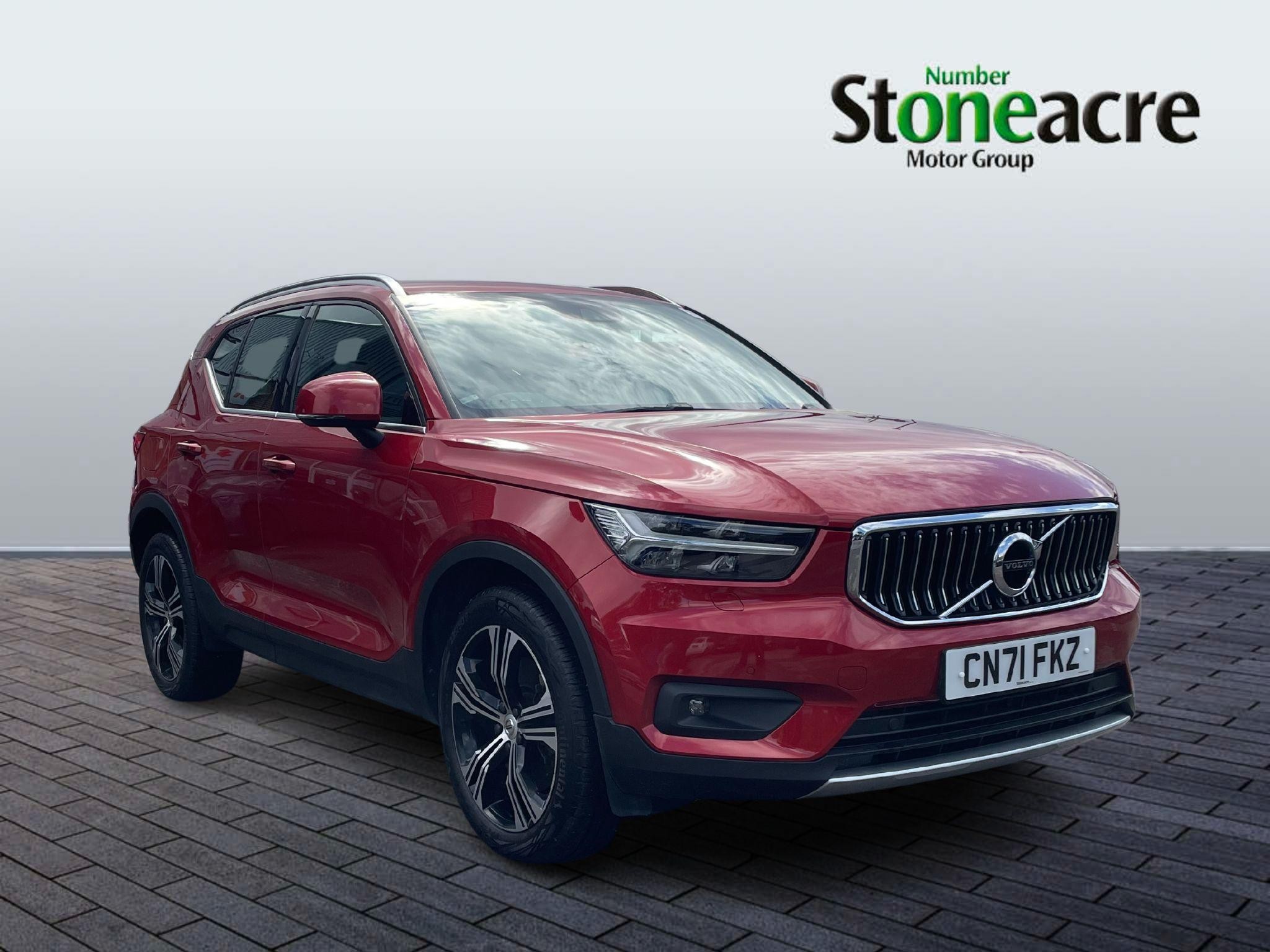 Main listing image - Volvo XC40 Recharge