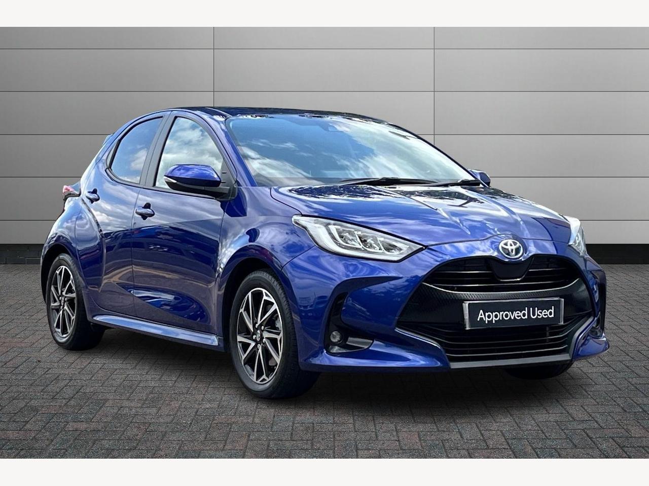 Main listing image - Toyota Yaris
