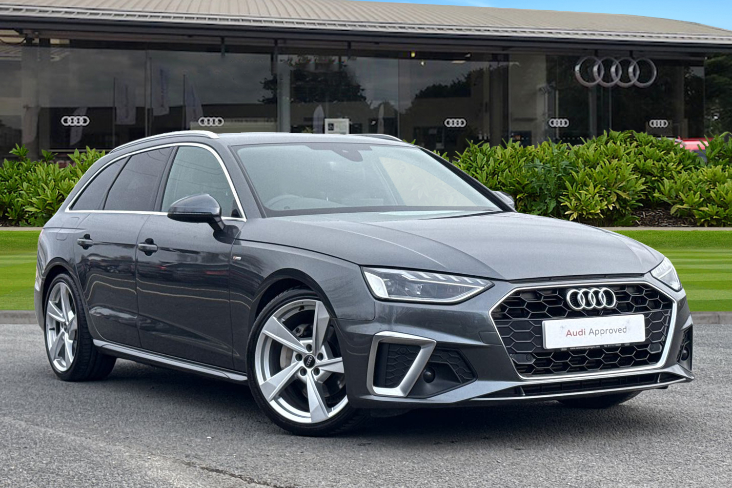 Main listing image - Audi A4 Avant