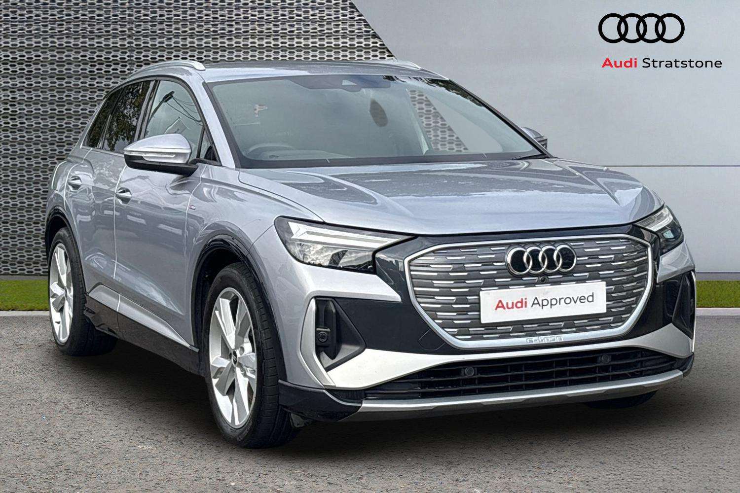 Main listing image - Audi Q4