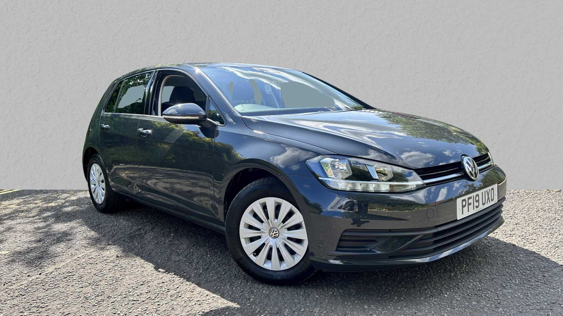 Main listing image - Volkswagen Golf