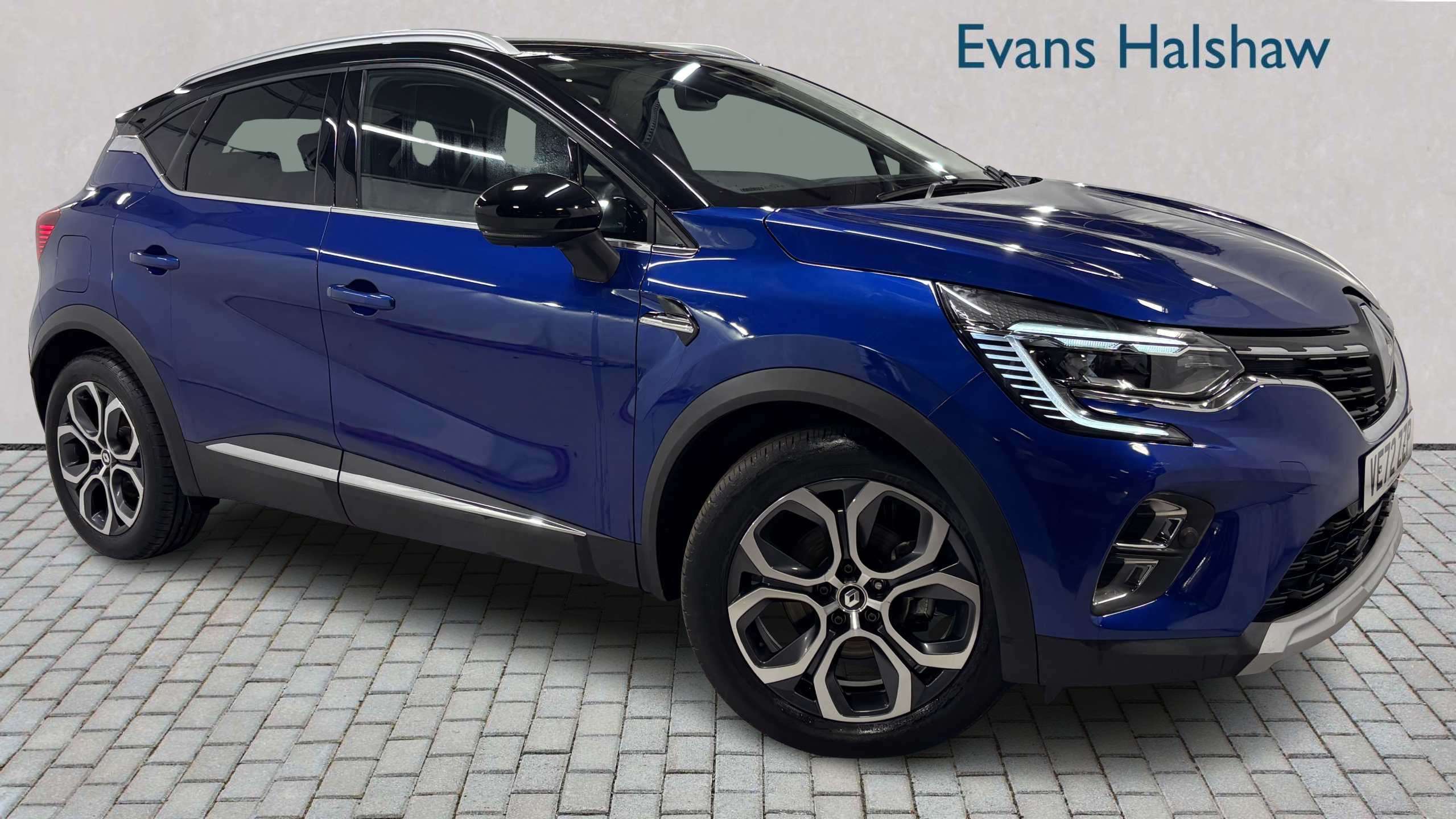 Main listing image - Renault Captur