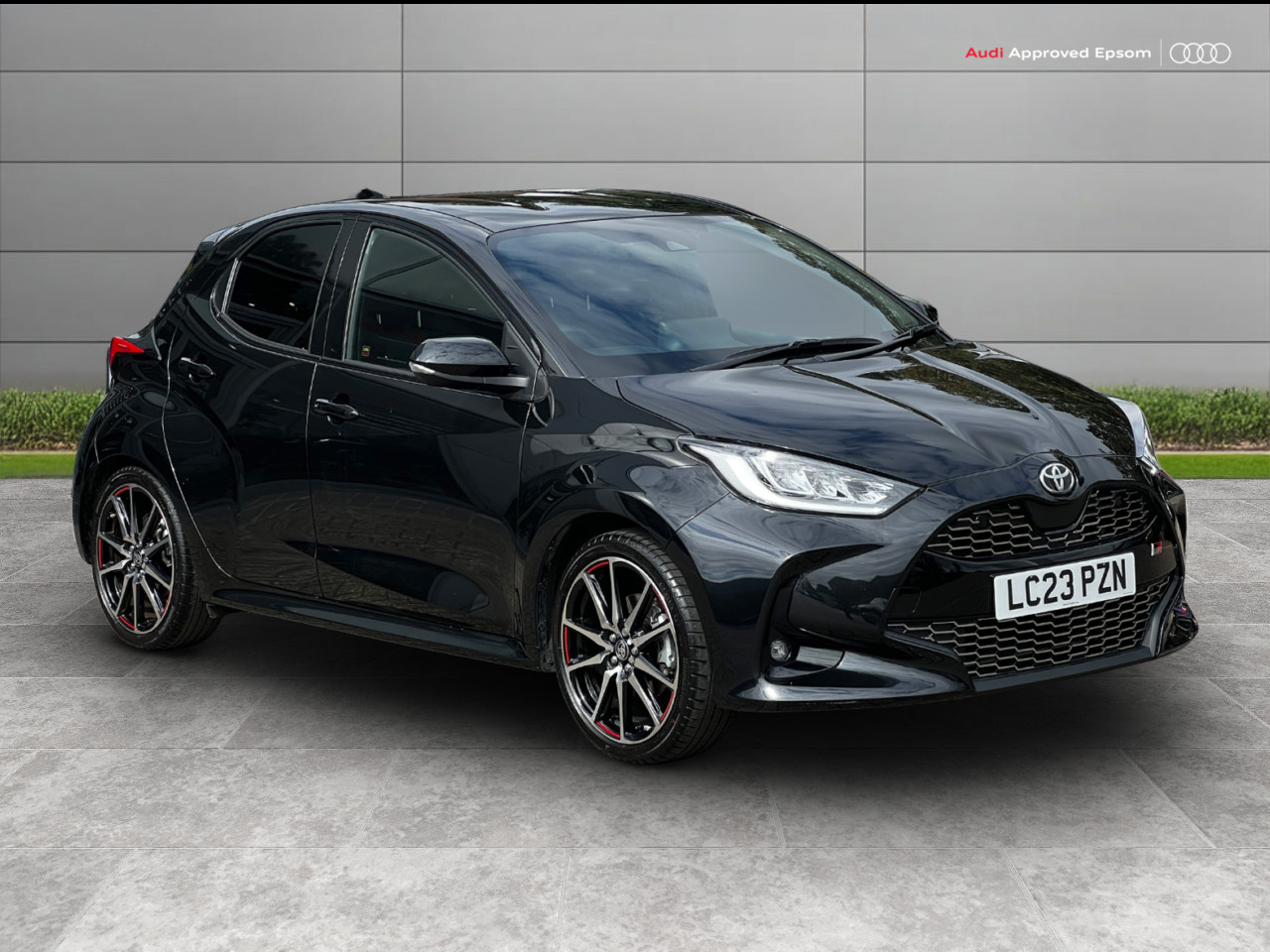 Main listing image - Toyota Yaris