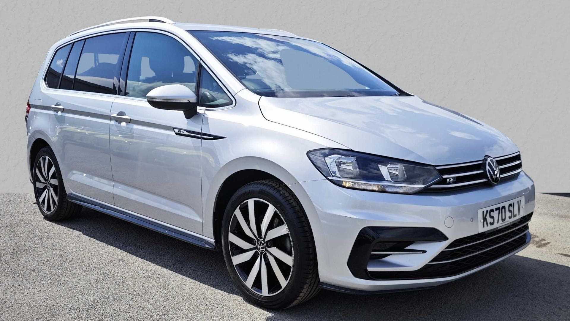 Main listing image - Volkswagen Touran