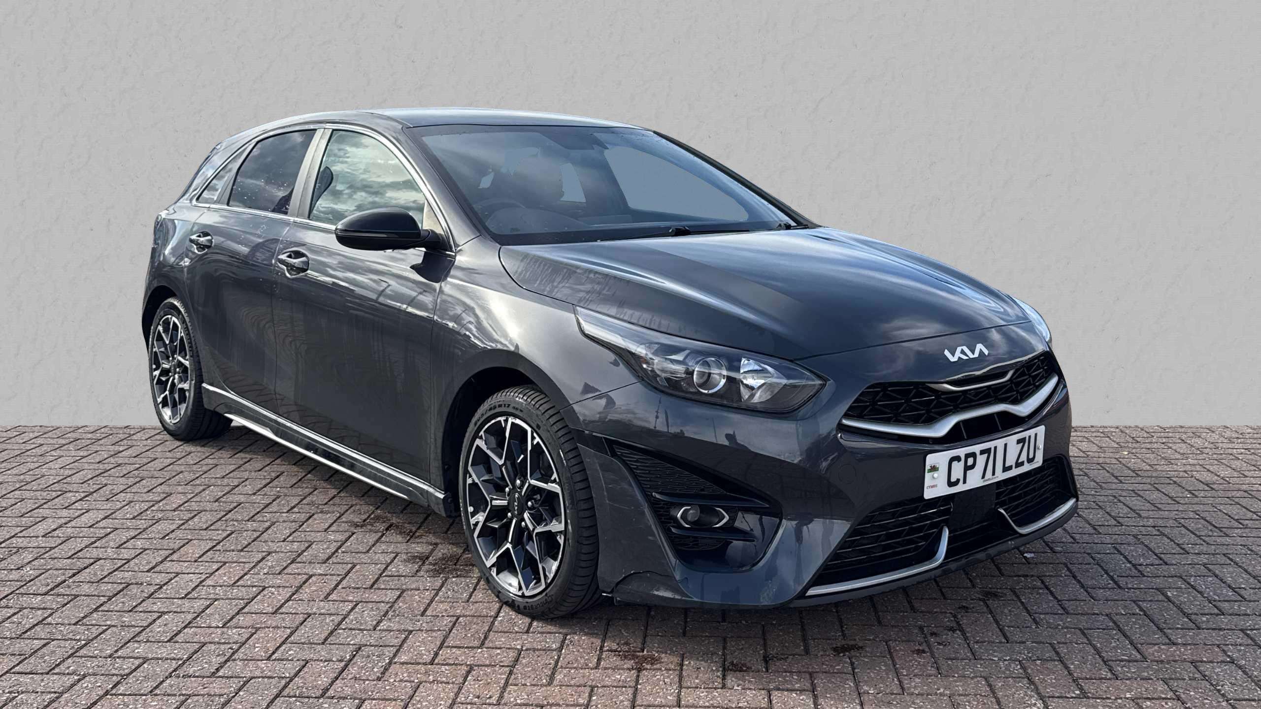 Main listing image - Kia Ceed