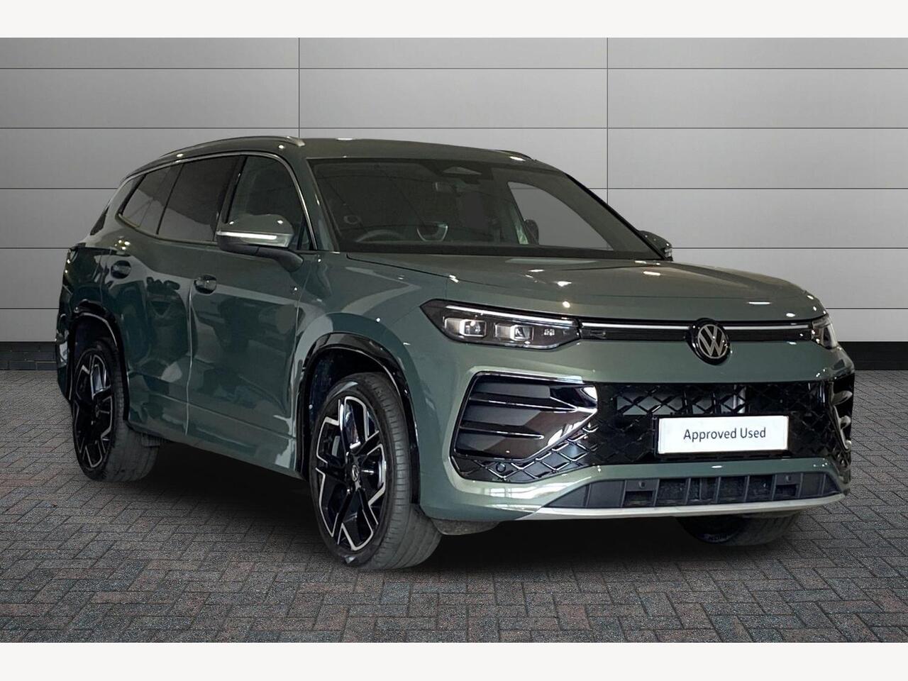 Main listing image - Volkswagen Tayron
