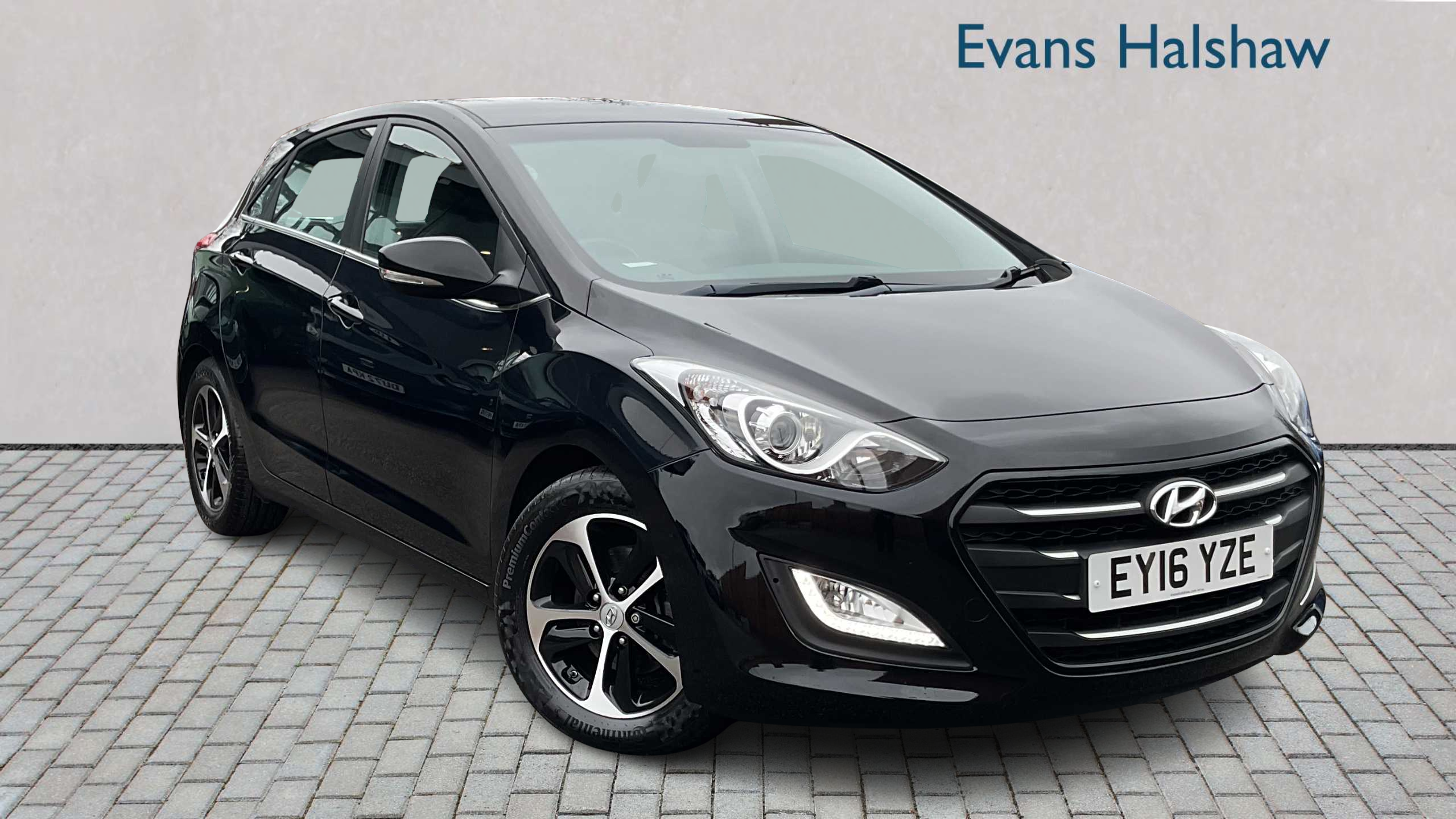 Main listing image - Hyundai i30