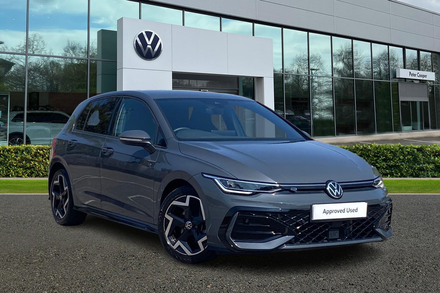 Main listing image - Volkswagen Golf