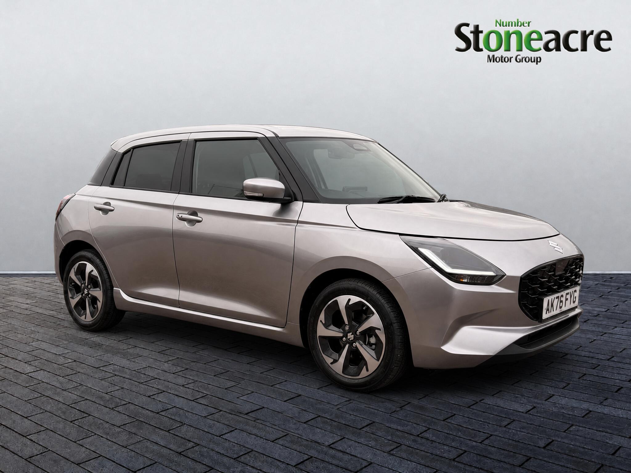 Main listing image - Suzuki Swift