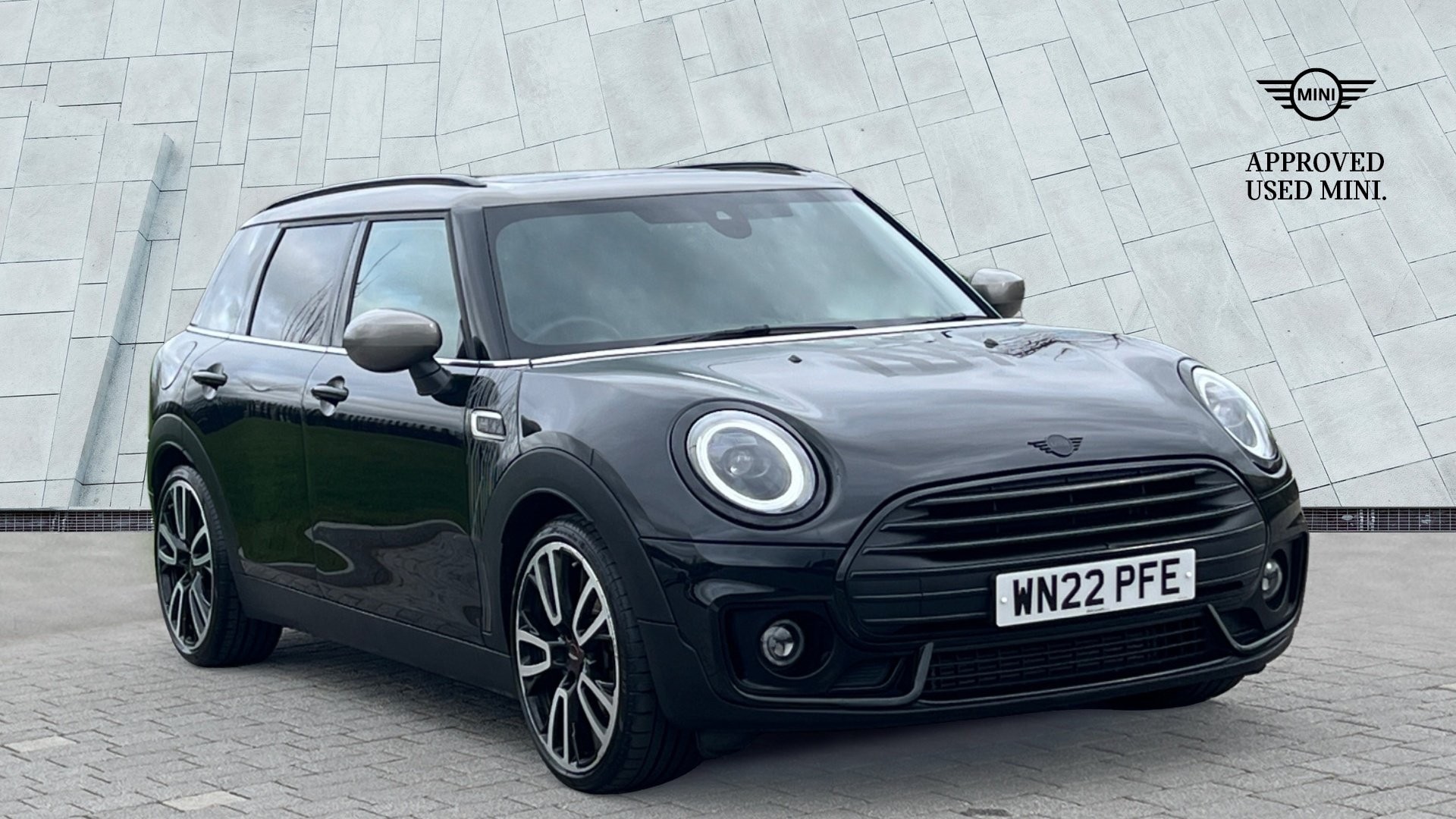 Main listing image - MINI Clubman