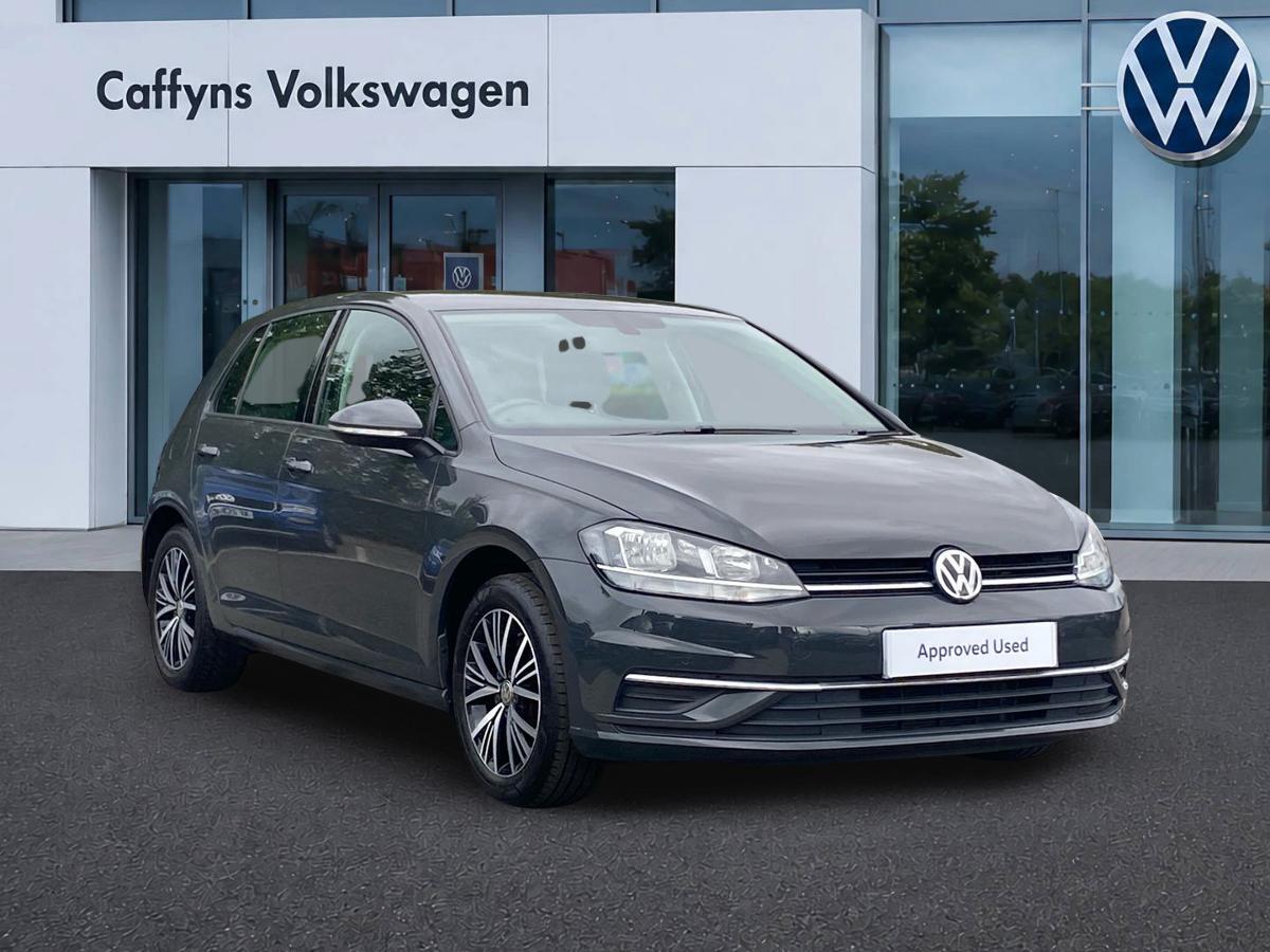 Main listing image - Volkswagen Golf
