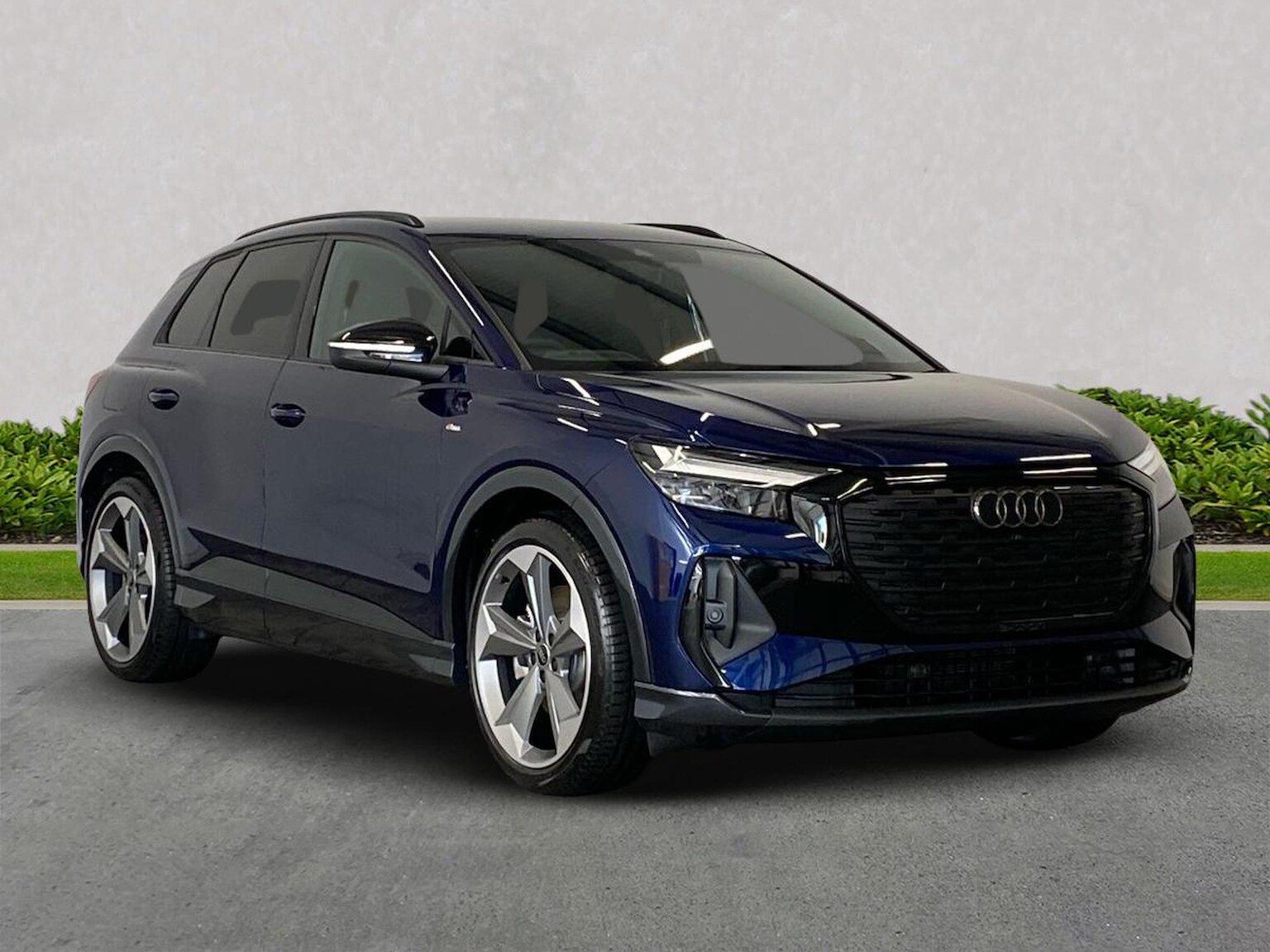 Main listing image - Audi Q4