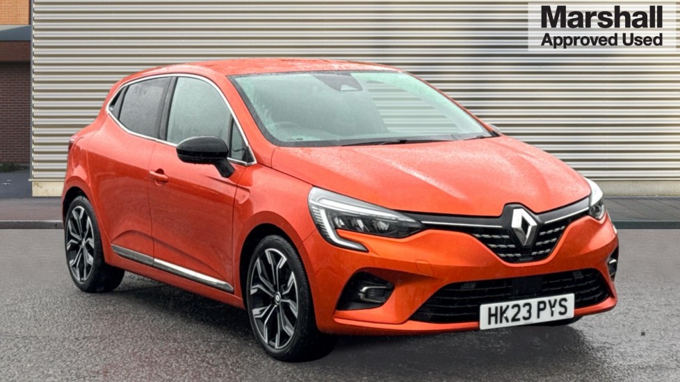 Main listing image - Renault Clio