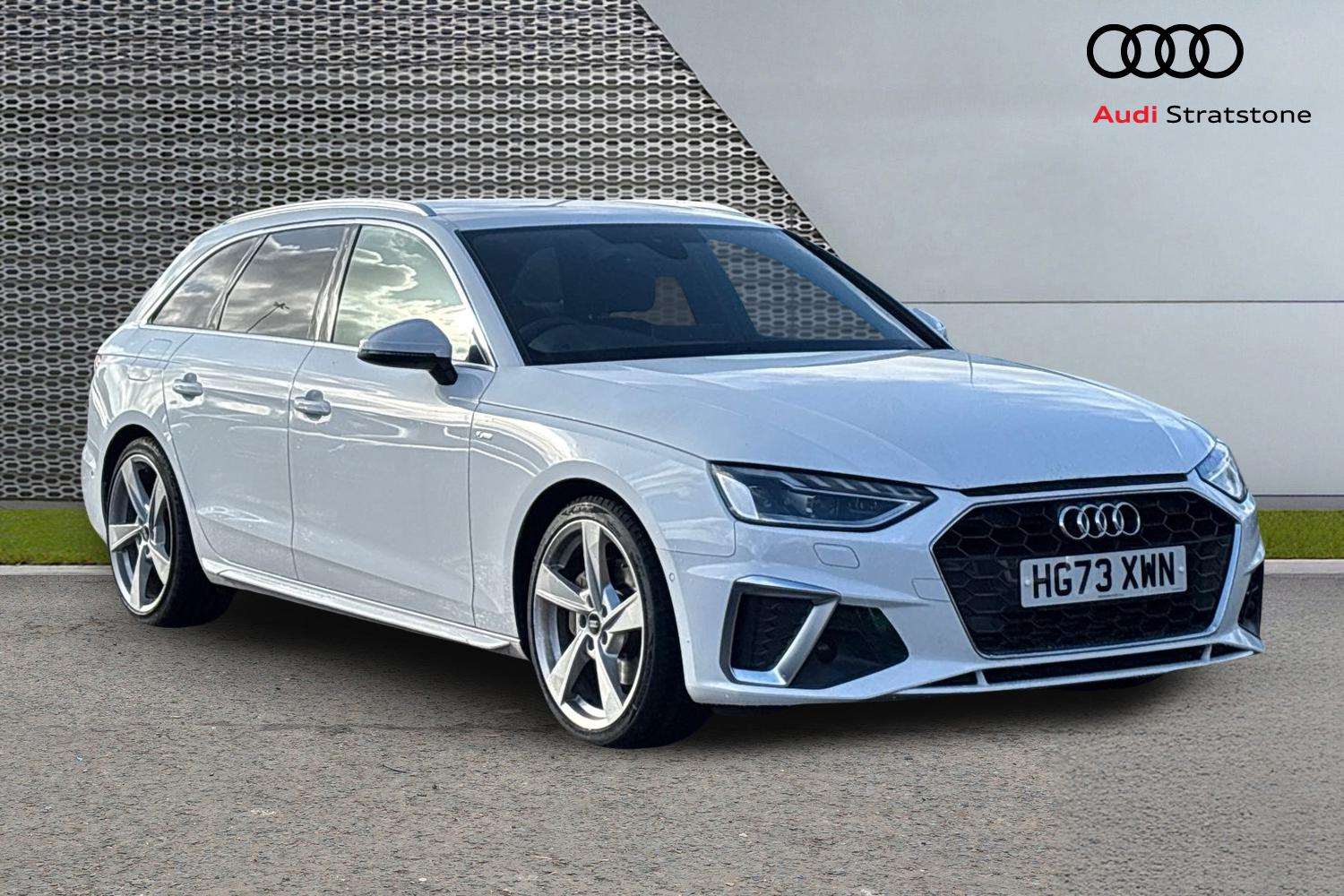 Main listing image - Audi A4 Avant