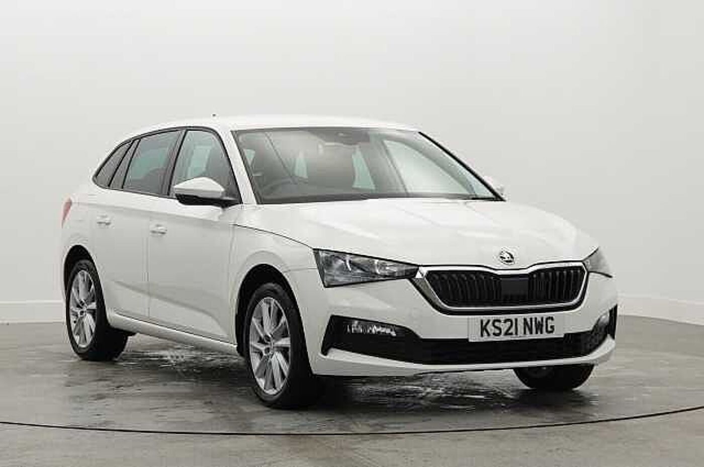 Main listing image - Skoda Scala