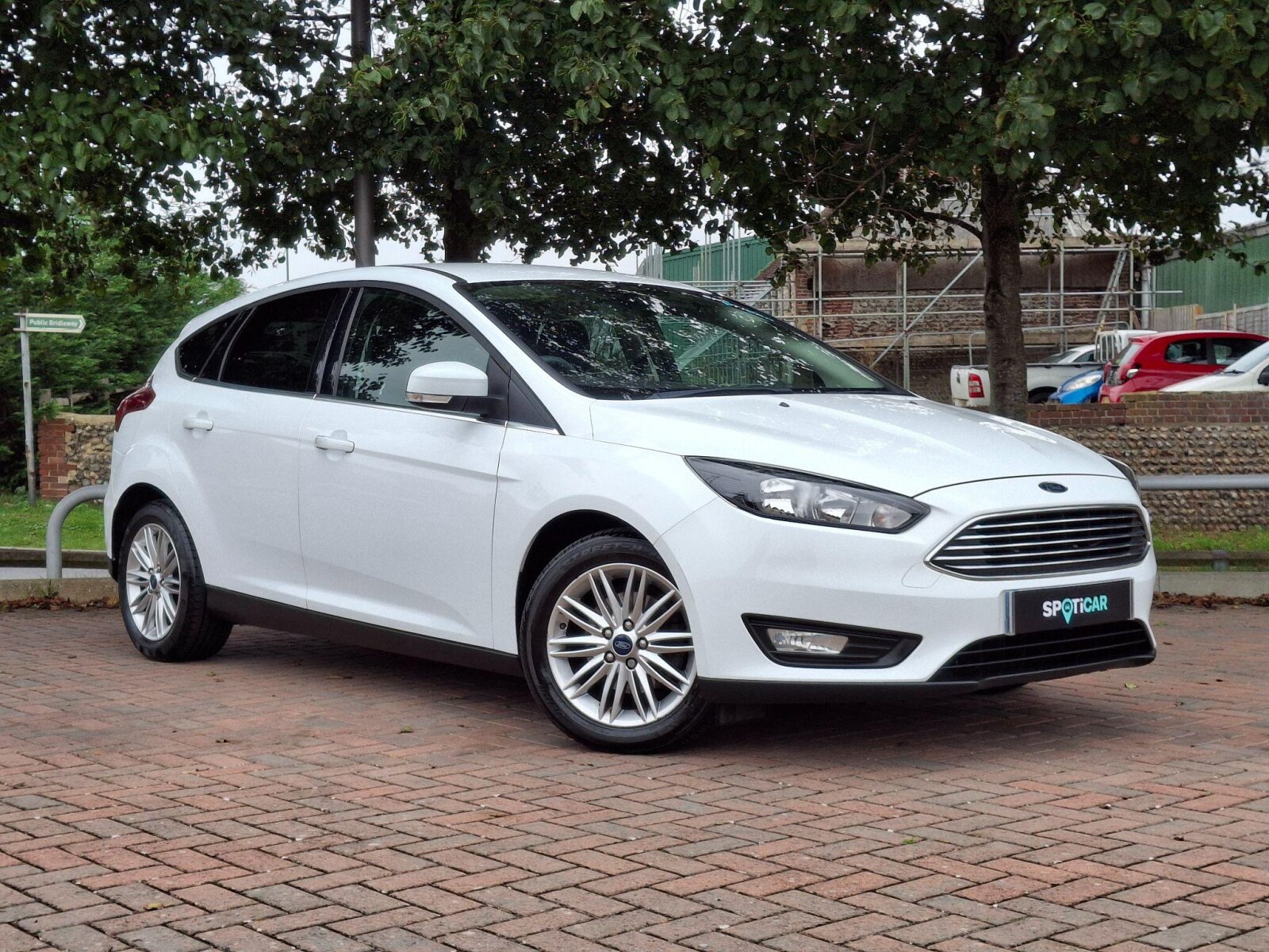 Main listing image - Ford Focus