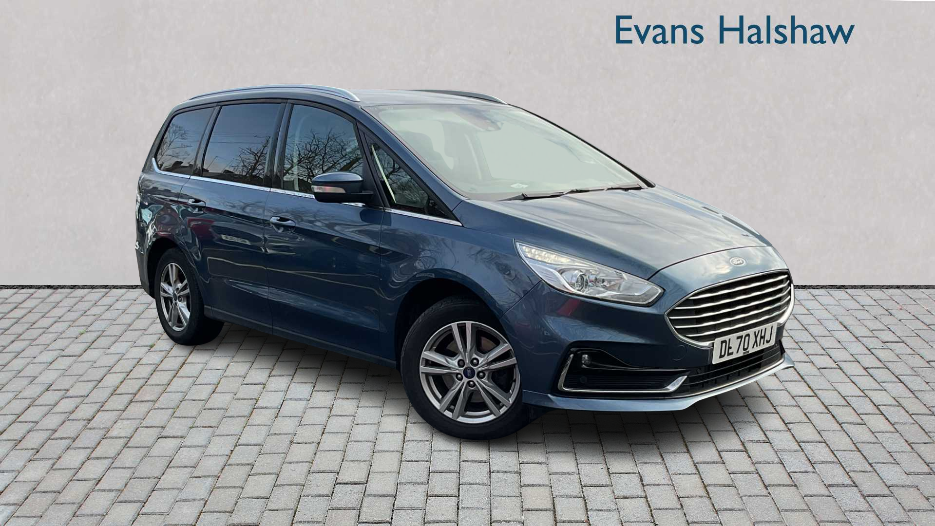 Main listing image - Ford Galaxy