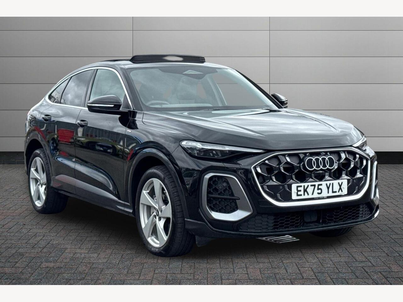 Main listing image - Audi Q5 Sportback