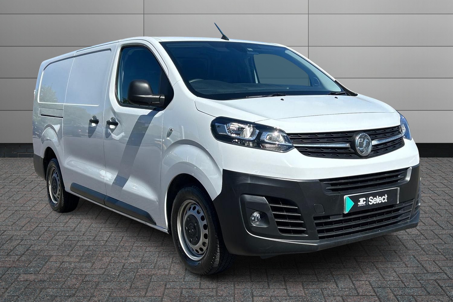 Main listing image - Vauxhall Vivaro