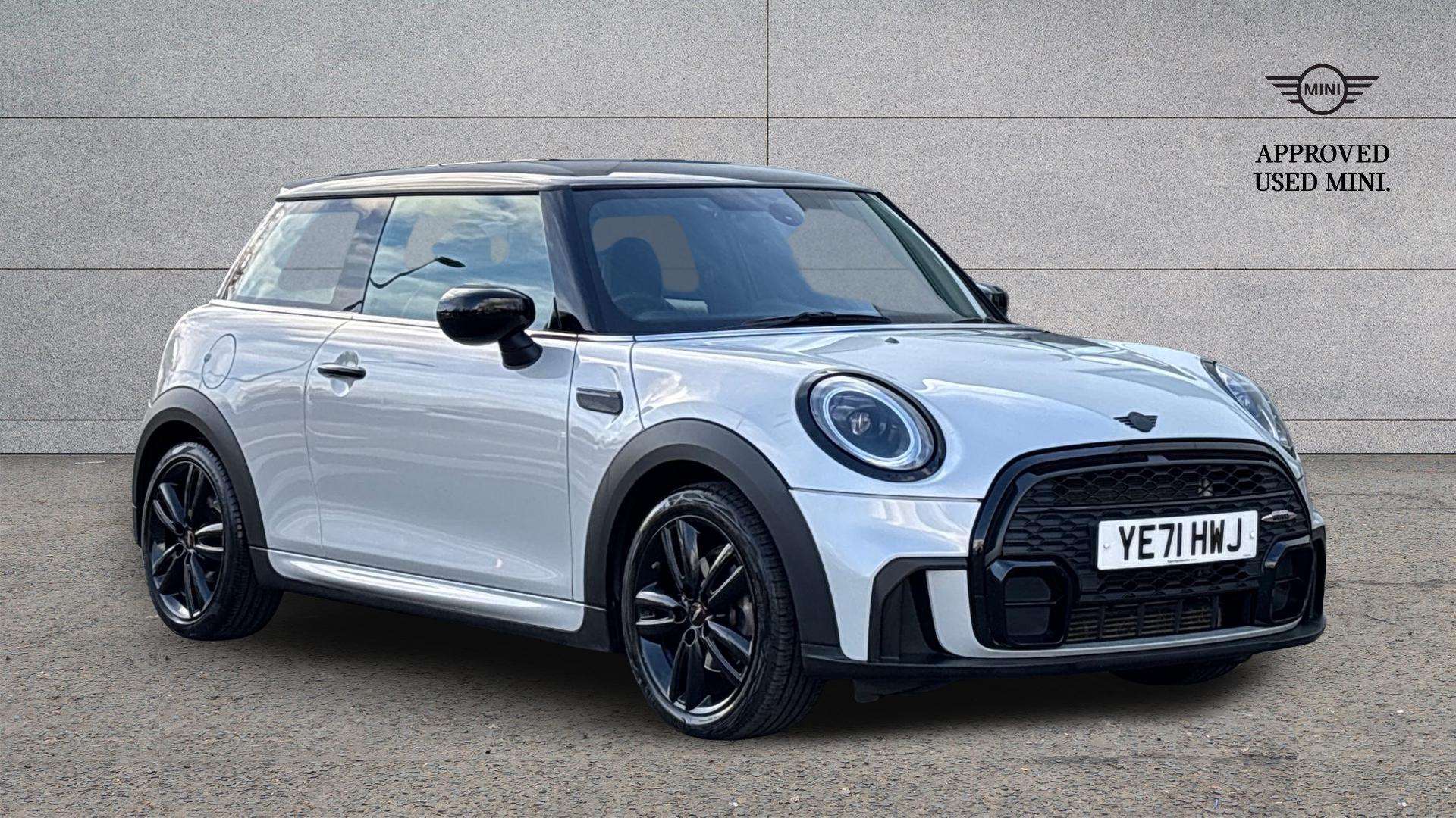 Main listing image - MINI Hatchback