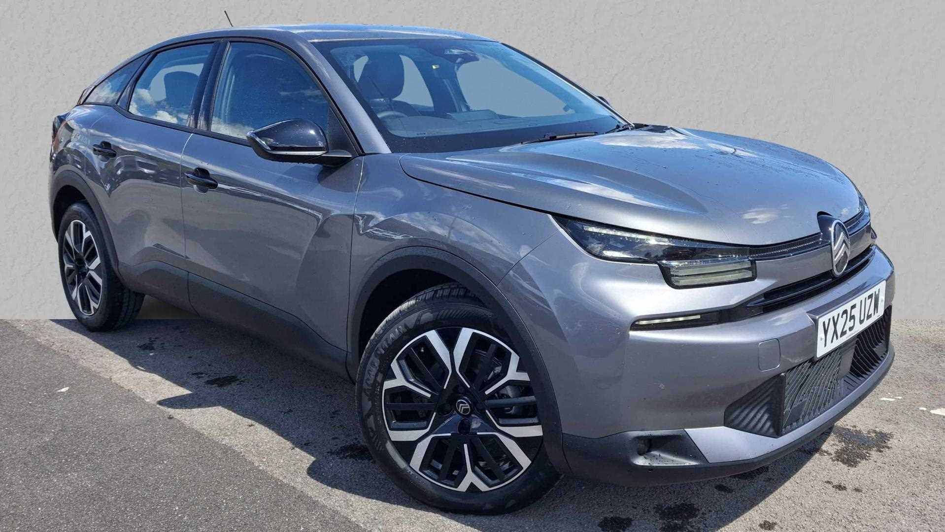 Main listing image - Citroen C4