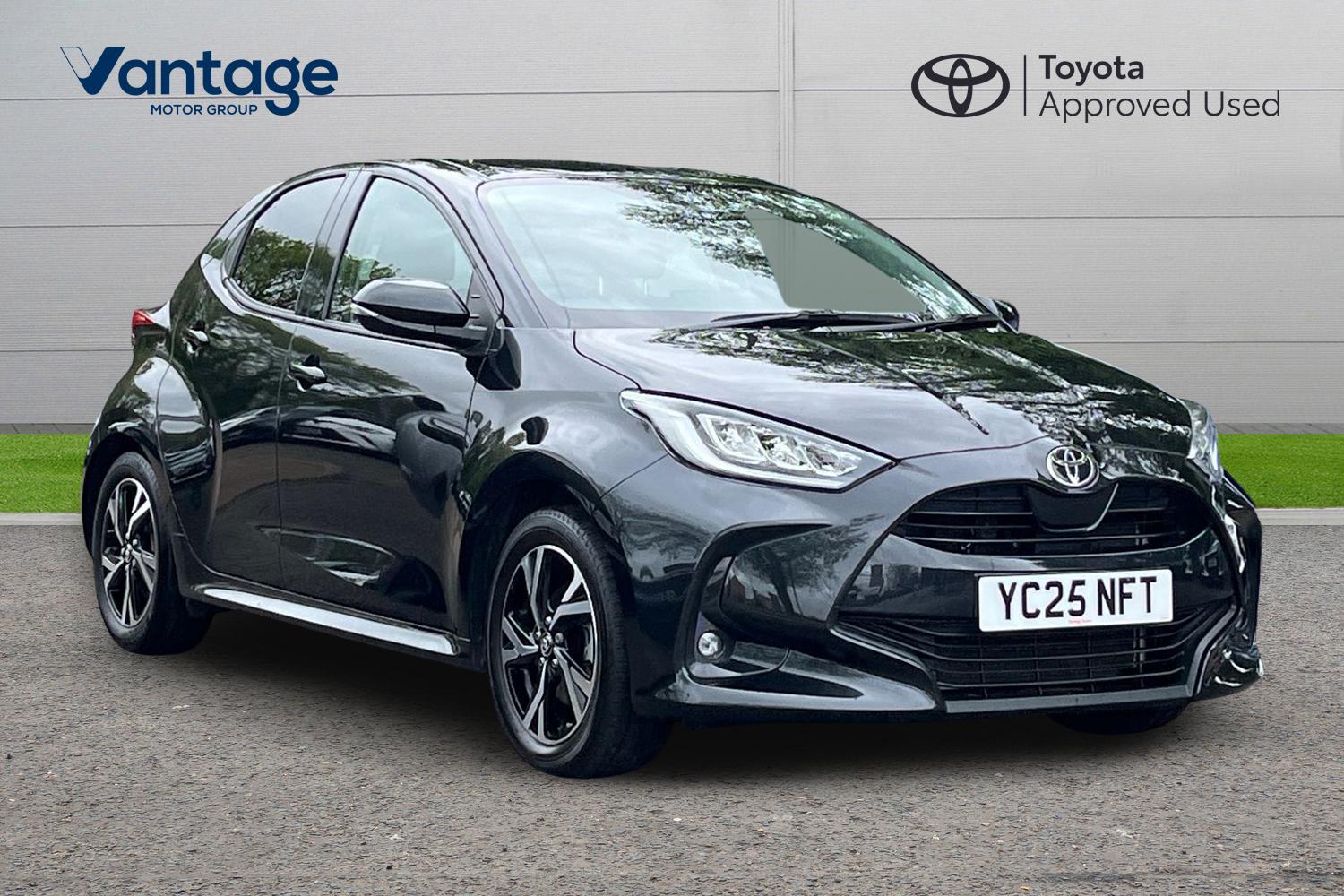 Main listing image - Toyota Yaris