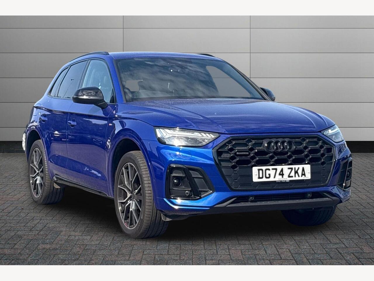 Main listing image - Audi Q5