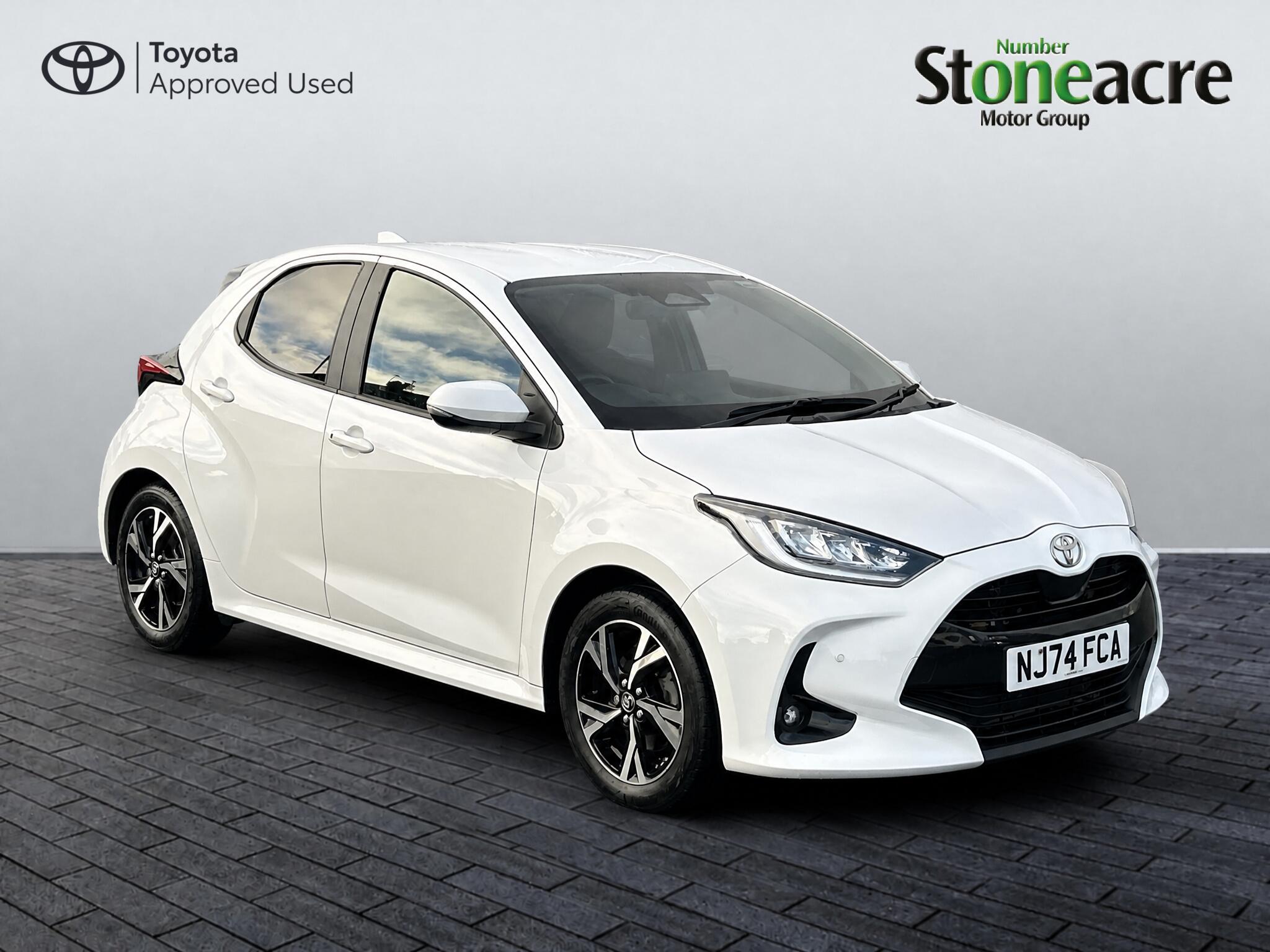 Main listing image - Toyota Yaris