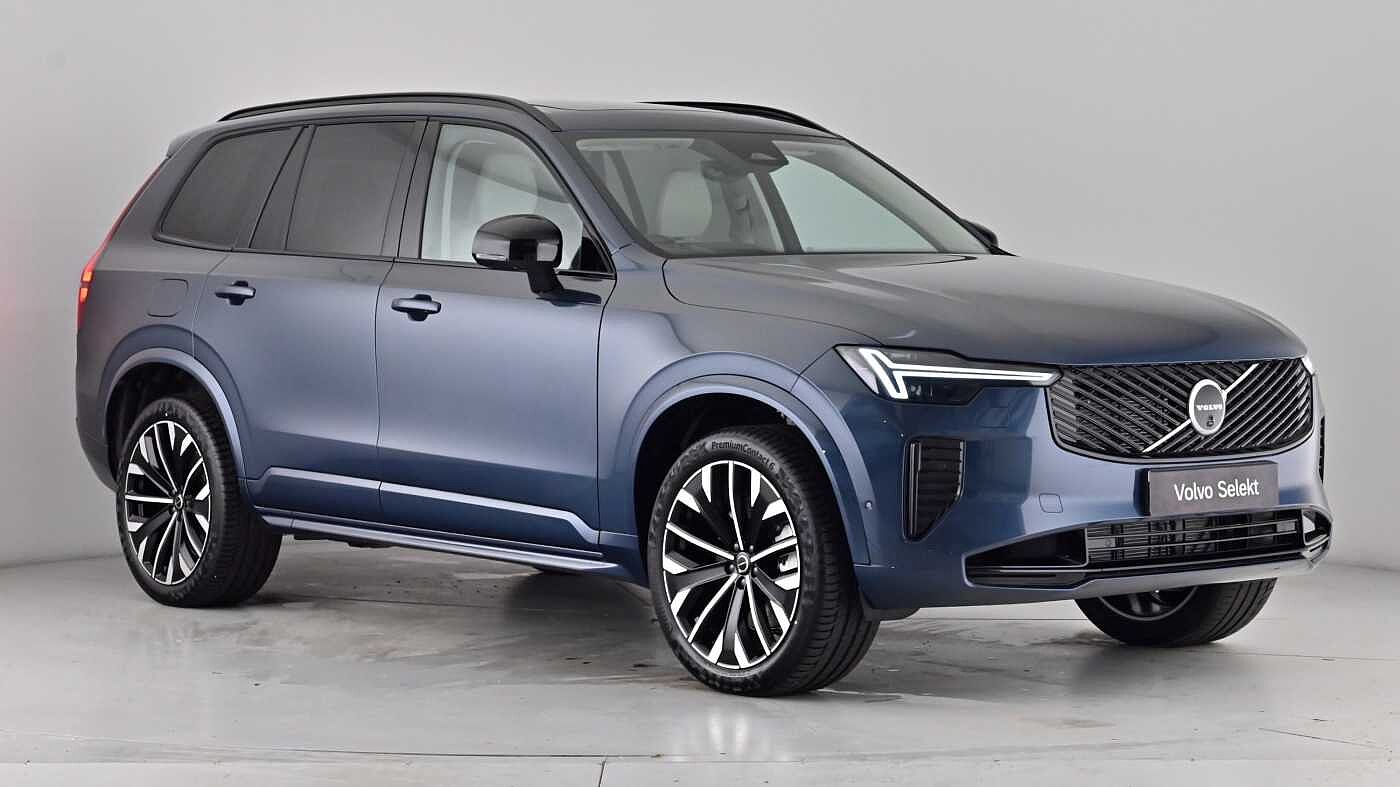 Main listing image - Volvo XC90