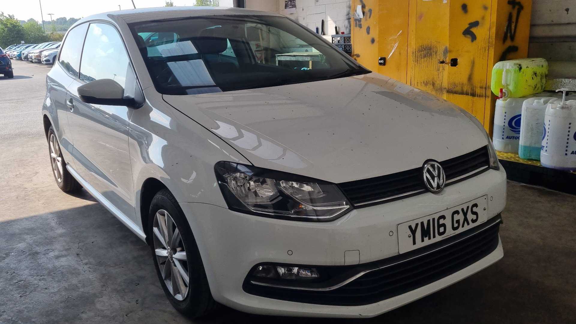 Main listing image - Volkswagen Polo