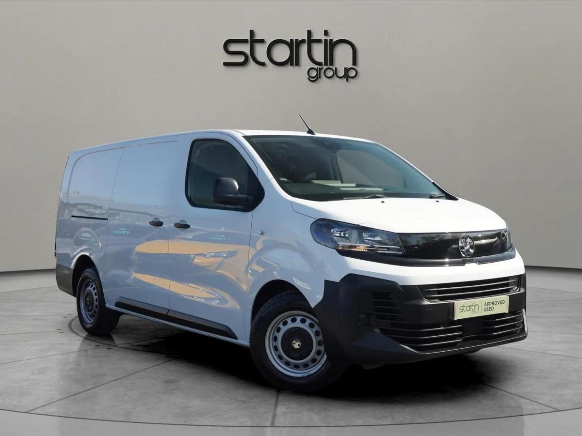 Main listing image - Vauxhall Vivaro