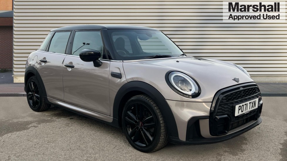 Main listing image - MINI Hatchback 5dr